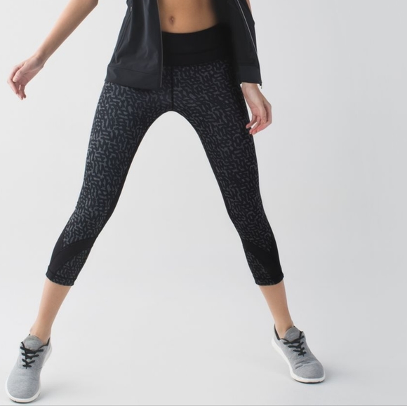 Lululemon Run: Inspire Crop II Block-It Pocket Heathered Net Pop black - Picture 3 of 12